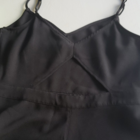 Black romper with peekaboo back - Picture 2 of 3